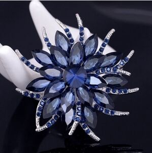 Elegant Blue Crystal Flower Brooch